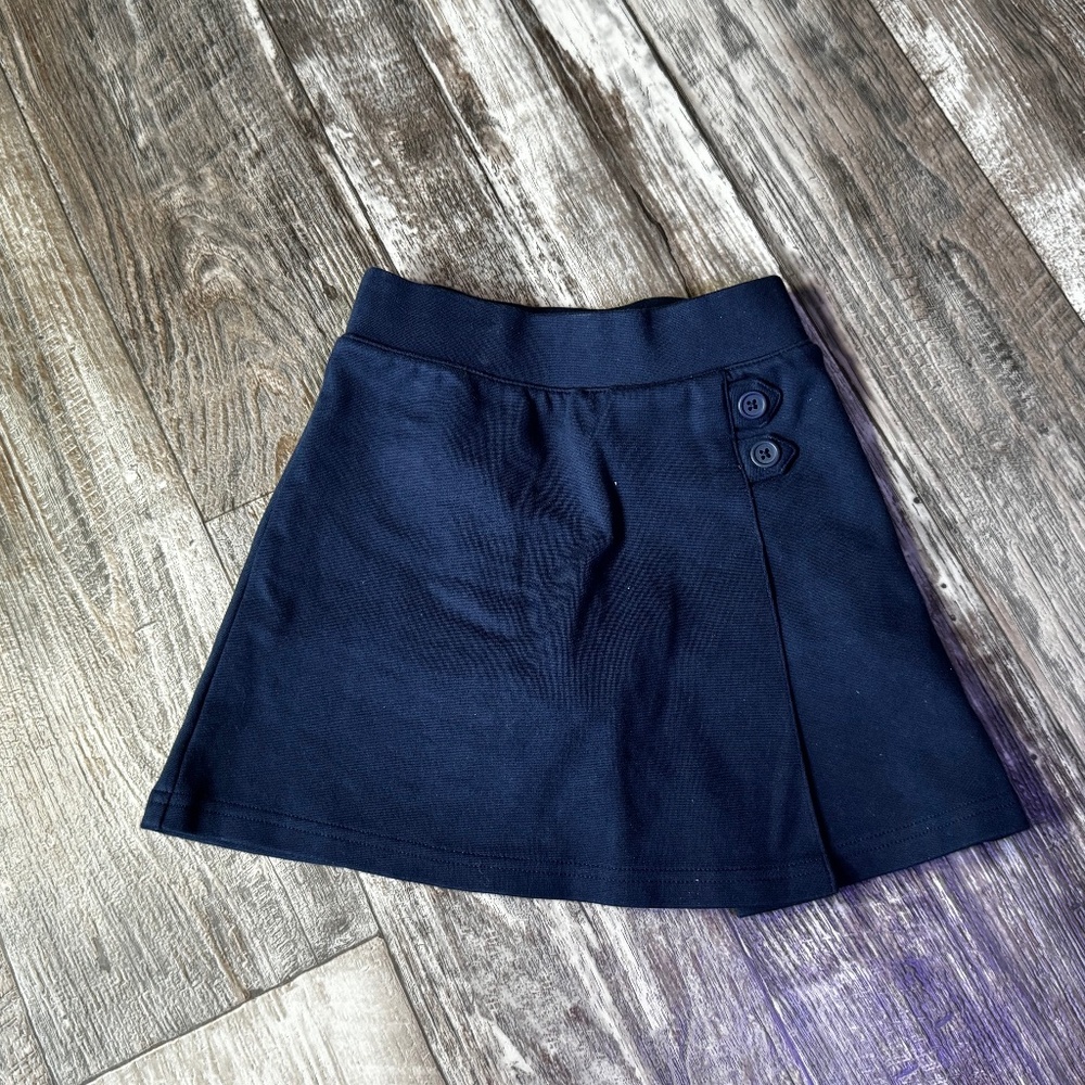 NWOT Toddler girls uniform skort